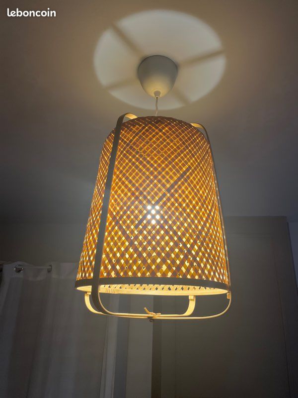 Lustre (image 1)