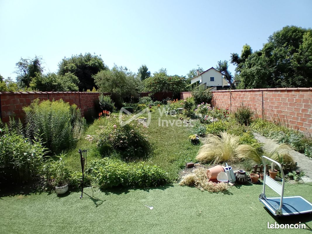 Maison 6 pièces 101 m² · à Coupvray · 101 m² · 349 000 €