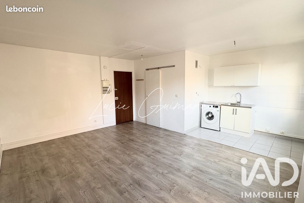 Appartement 1 pièce 28 m² · à Nanterre · 28 m² · 165 000 €