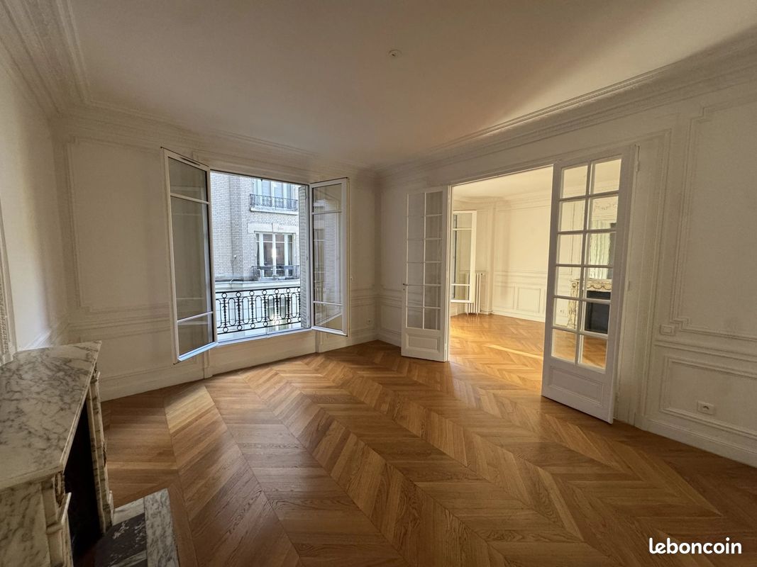 Appartement 5 pièces 131 m² · à Paris · 131 m² · 1 349 000 €