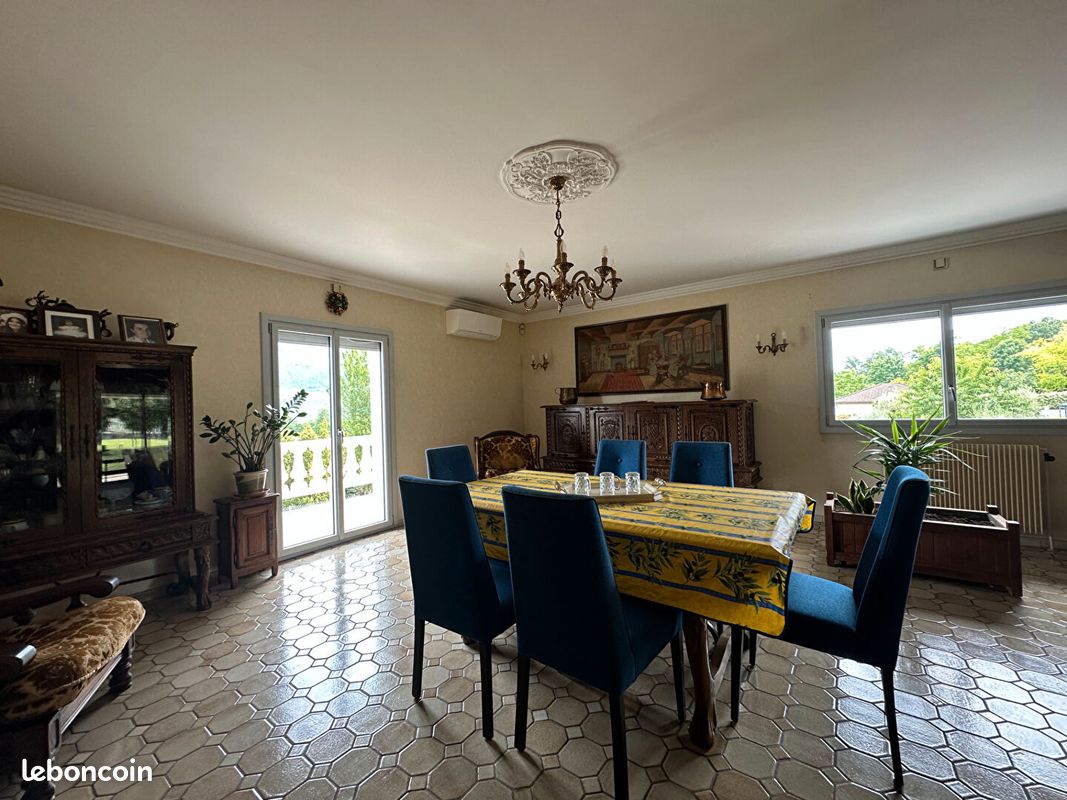 Maison 4 pièces 13 m² · à Saint-Vincent-de-Mercuze · 13 m² · 1 600 €/mois