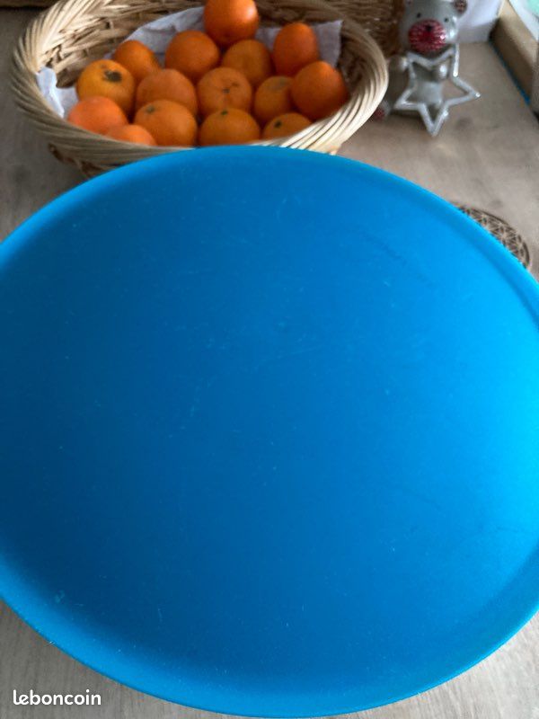 BOL SALADIER TUPPERWARE rose couvercle blanc neuf jamais servi EUR 13,00 - FR