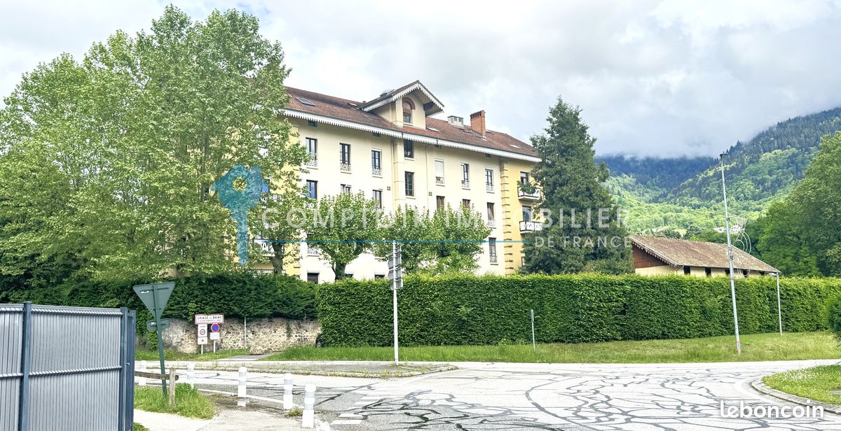 Appartement 1 pièce 25 m² · à Saint-Martin-d'Uriage · 25 m² · 75 000 €