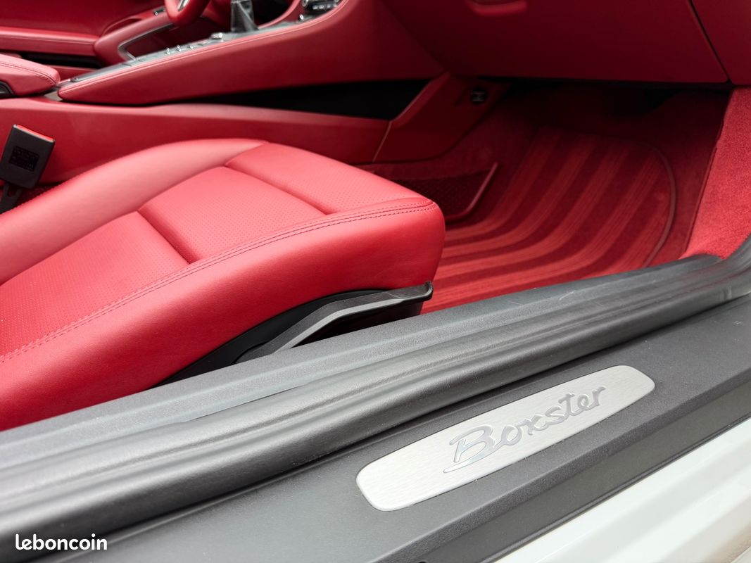 Porsche 718 boxster (982) 2.0 300ch - bvm6 - cuir etendu rouge bordeaux - jantes s 20 pouces - entretiens porsche (image 9)