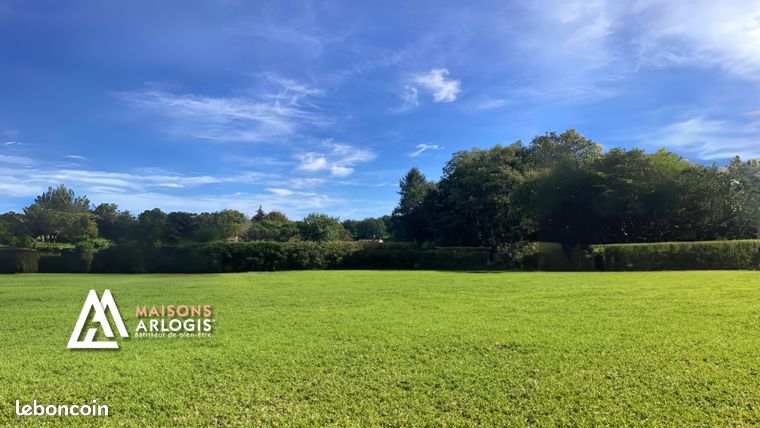 Terrain 1 003 m² Verneuil Sur Vienne