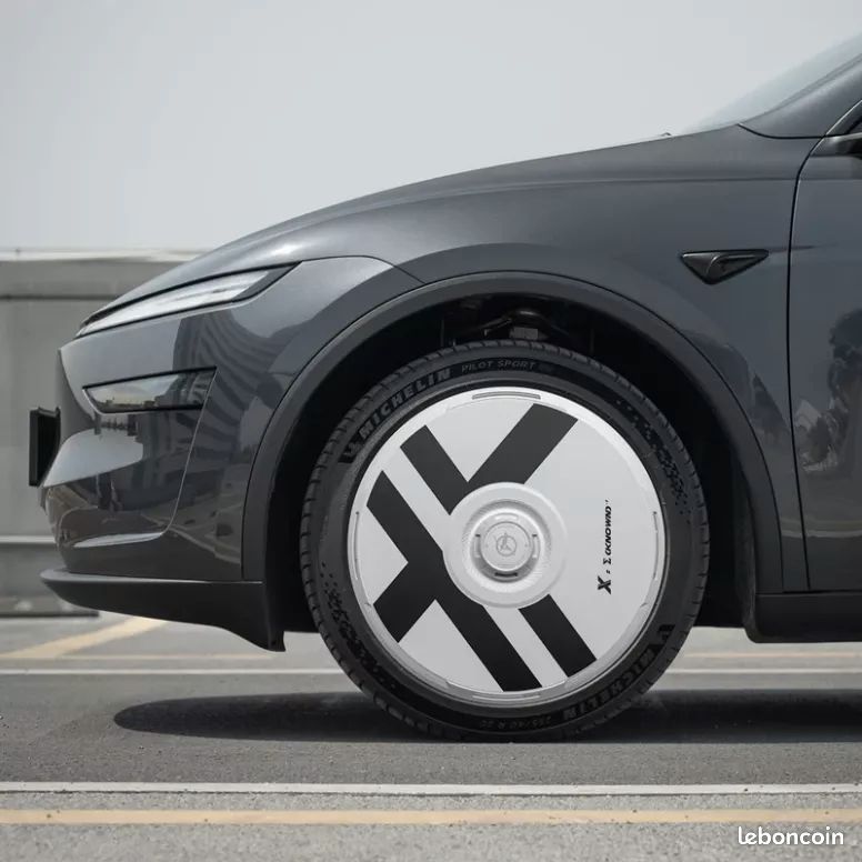 Enjoliveurs aéro HALODISC 2 by HALOBLK - Tesla Model Y Juniper 19" - Neufs, jamais déballés (image 1)