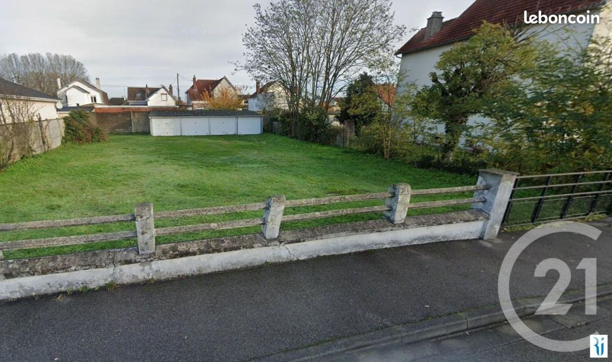 Garage/box Saint Etienne Du Rouvray · à Saint-Étienne-du-Rouvray · 77 €/mois