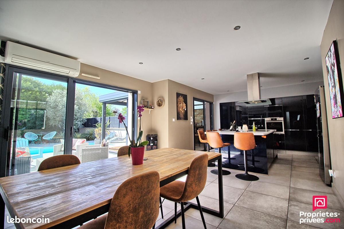 Maison 8 pièces 220 m² · à Saint-Barthélemy-d'Anjou · 220 m² · 549 000 €