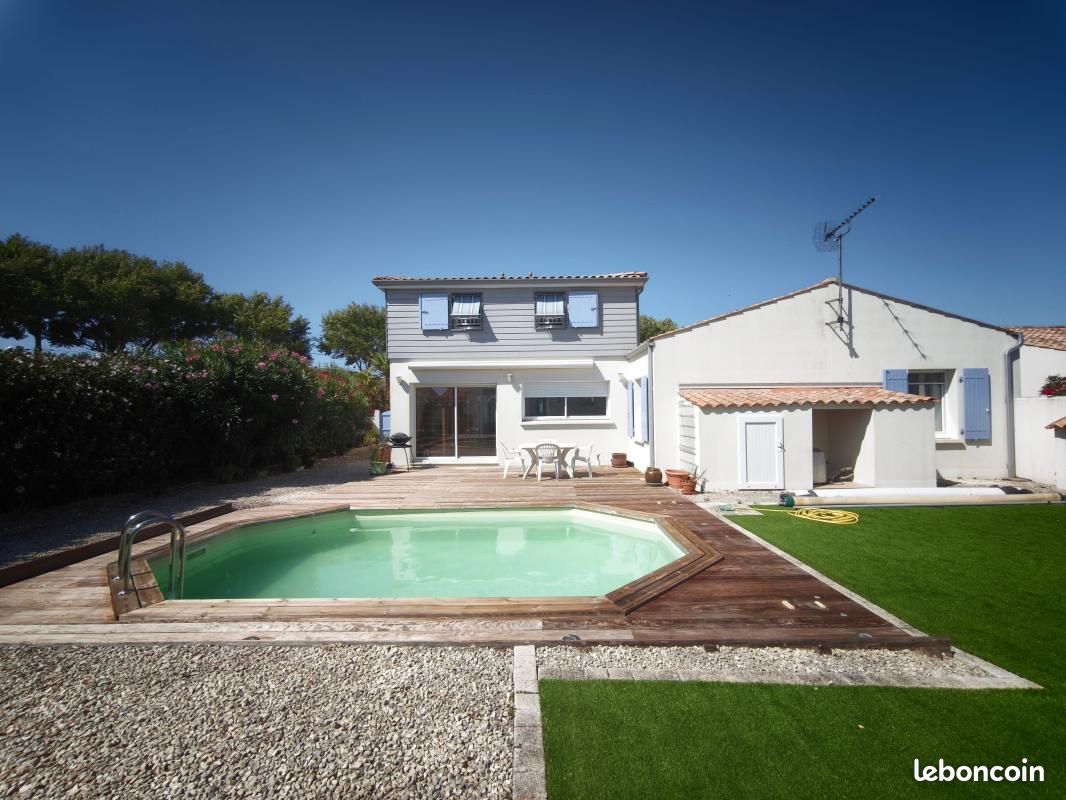 Maison 5 pièces 134 m² · à Port-des-Barques · 134 m² · 379 050 €