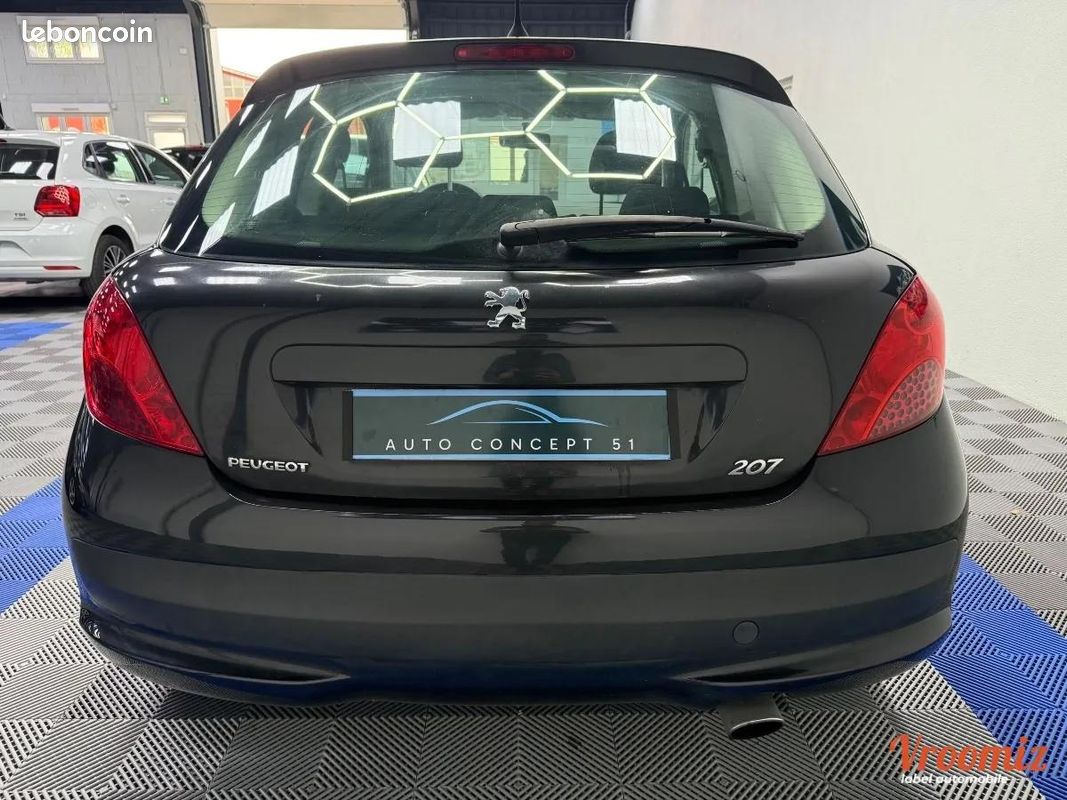 Peugeot 207 1.6 120 EXECUTIVE PACK 12 MOIS DE GARANTIE (image 6)