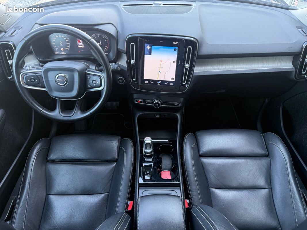 VOLVO XC40 1.5 T3 165 2WD GEARTRONIC INSCRIPTION LUXE Bva - ATTELAGE ESCAMOTABLE ELECTIQUEMENT (image 16)