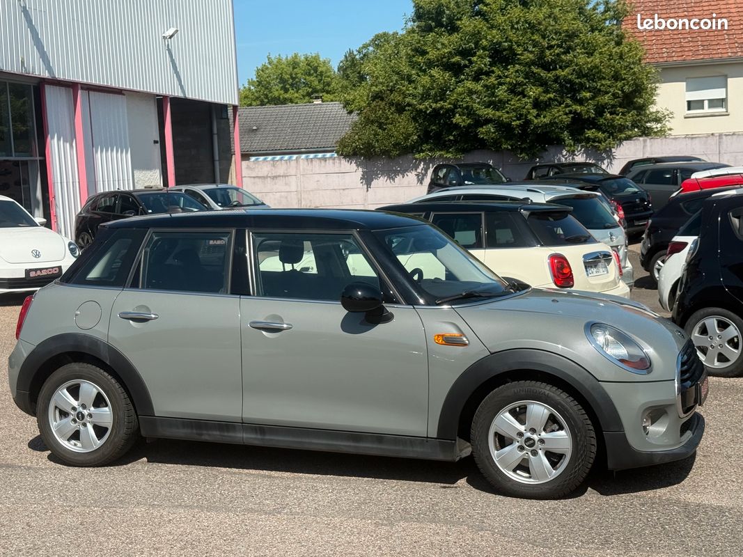 MINI COOPER D 1.5 115 CV * 5 Portes * 2016 (image 5)