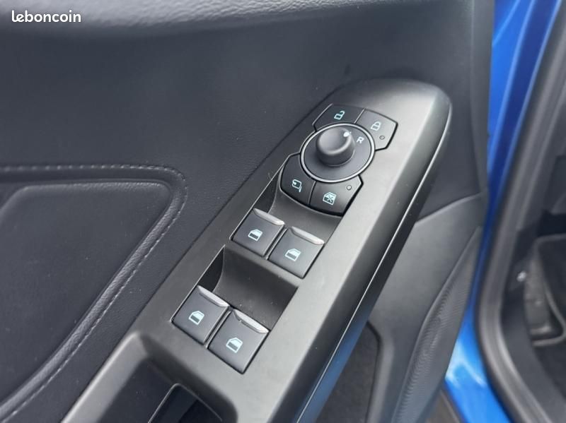 Ford Focus 1.0 EcoBoost mHEV 125ch Titanium X Business (image 20)