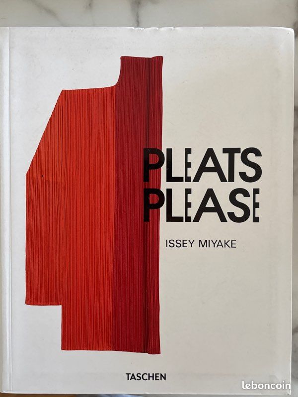 Pleats Please Issey Miyake Taschen (image 2)