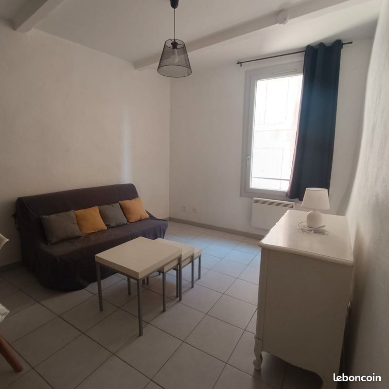 Appartement 1 pièce 24 m² · à Uzès · 24 m² · 450 €