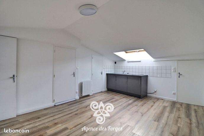 Studio 1 pièce 21 m²