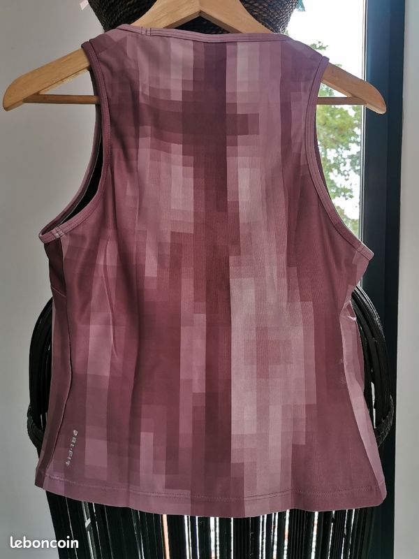 Tee-shirt brassière intégrée Nike taille L (image 2)