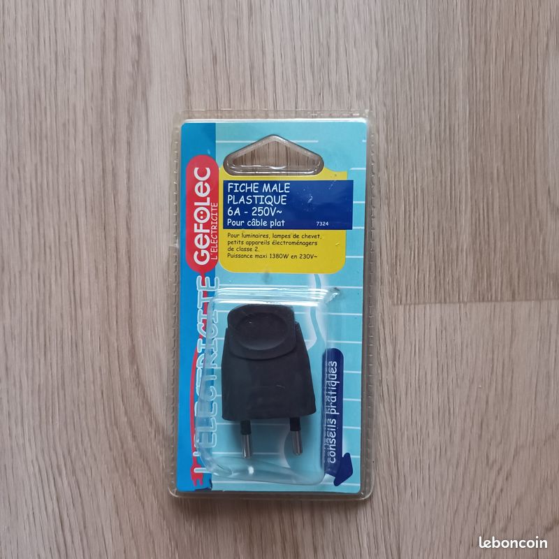 Fiche male plastique 6a -250 v pour cable plat (image 1)