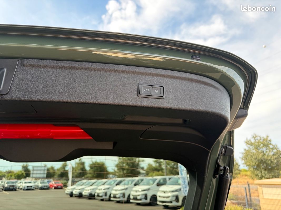 Audi A3 SPORTBACK 2.0 TDI 150CH S LINE S TRONIC 7 (image 11)