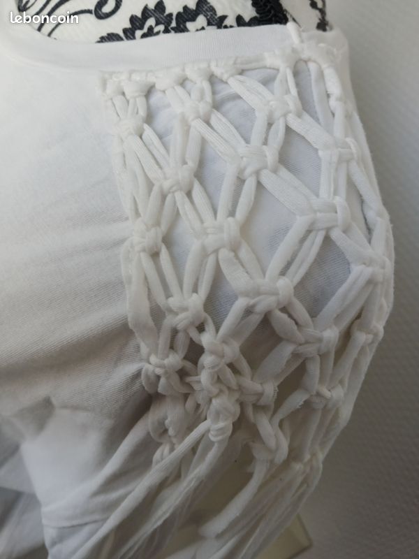 T-shirt ZARA trafaluc blanc S/M détails macramé franges bohème festival (image 3)