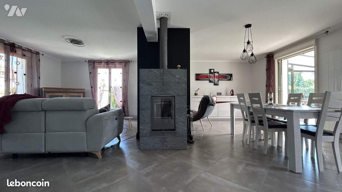 Maison 7 pièces 158 m² · à Château-Gontier-sur-Mayenne · 158 m² · 357 900 €
