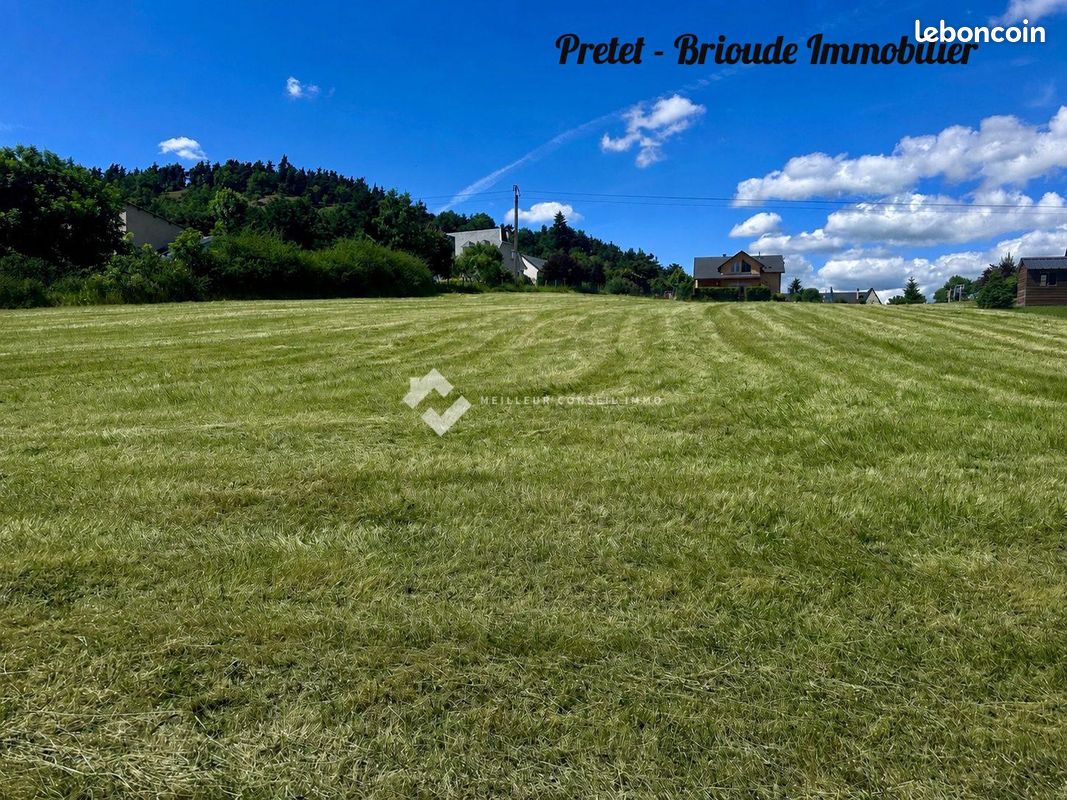 Terrain 4049 m² · à Neussargues en Pinatelle · 4 049 m² · 34 500 €