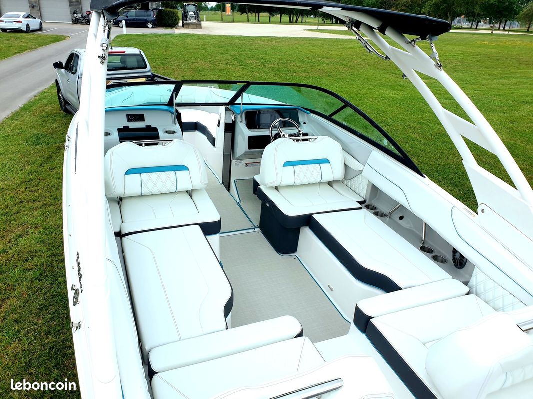 🚨NEUF DESTOCKAGE REGAL LX2 avec possibilité de place de port équivalent bayliner, jeanneau, leader, beneteau, quicksilver (image 6)