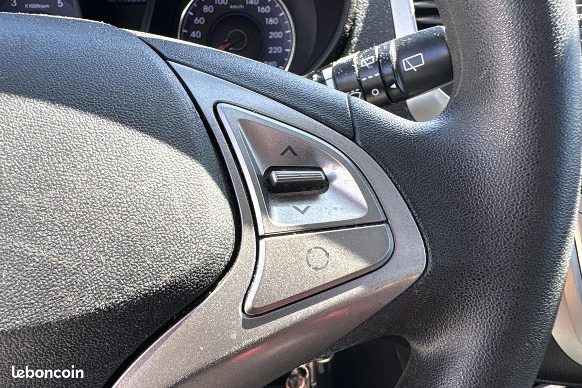 Hyundai ix20 1.4 90 pack evidence (image 18)