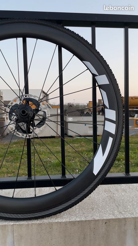 Zipp 303s (image 10)