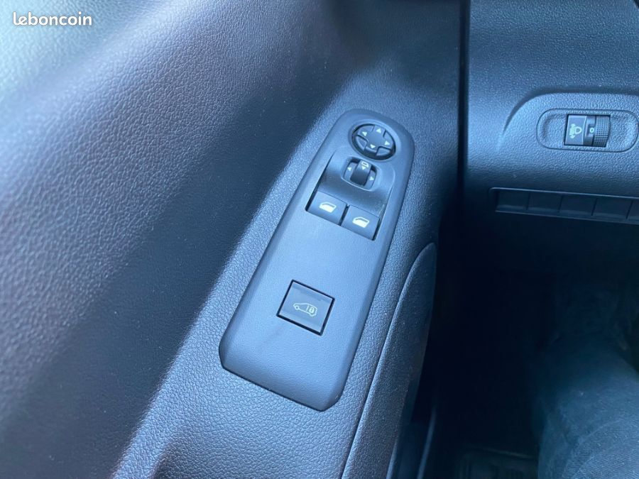 Peugeot Partner DOBLO 1.5 BlueHDi 130 BVM6 CONNECT GPS Camera 1ère Main 16970.H.T (image 16)