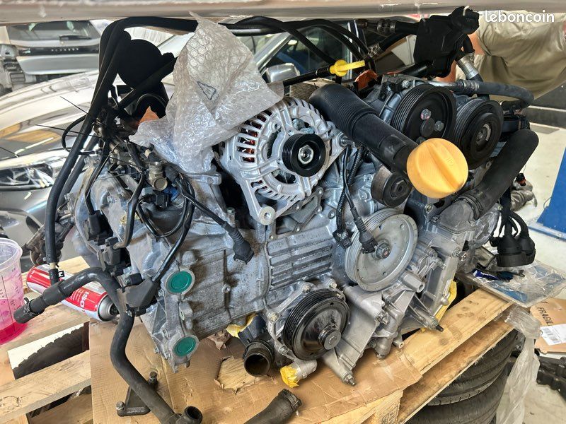 Caisse PORSCHE 996 + moteur (image 3)