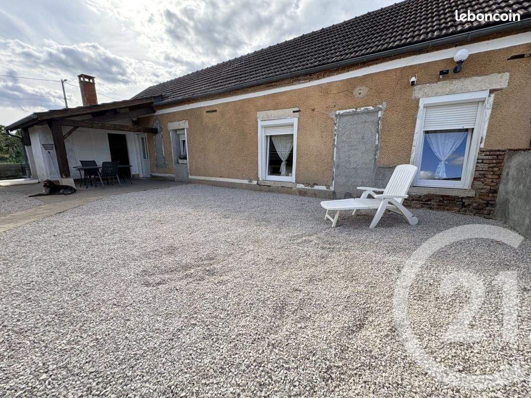 Maison 3 pièces 85 m² · à Pouilly-sur-Saône · 85 m² · 135 000 €