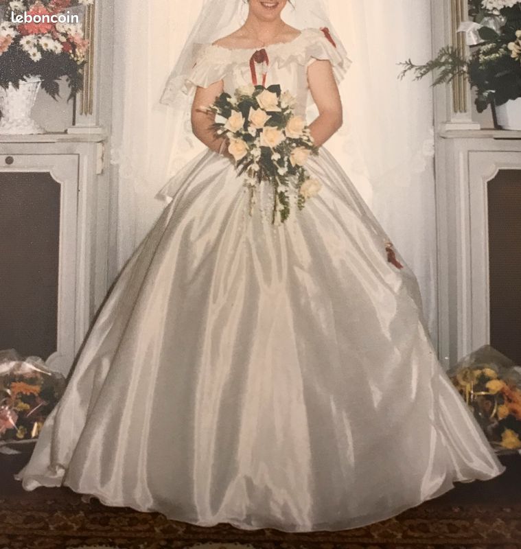 Robe de mariée Nuptial Paris - taille 40 (image 2)