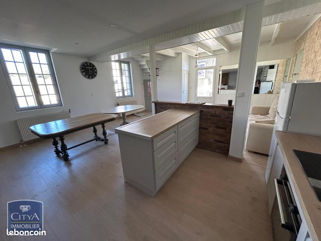 Maison 4 pièces 103 m² · à Nersac · 103 m² · 827 €/mois