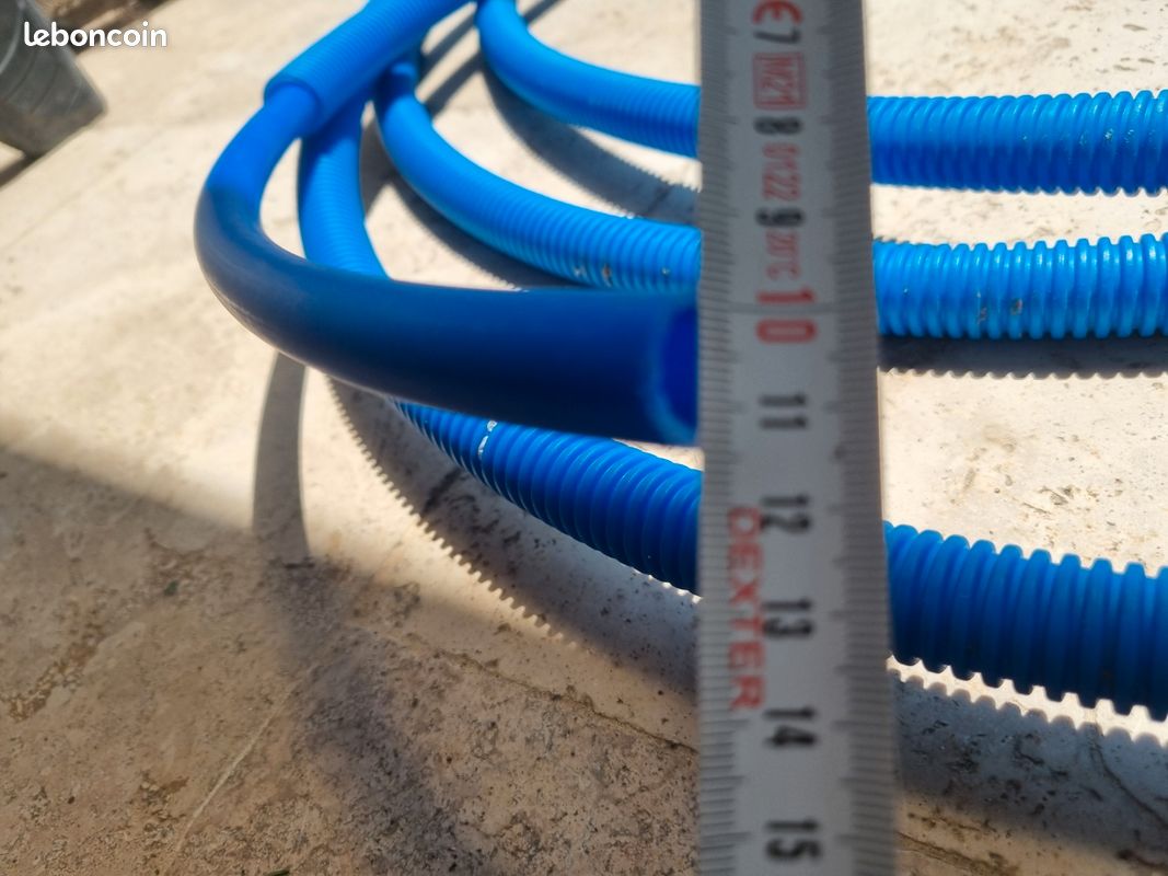 8,30m tube per 16mm (image 1)