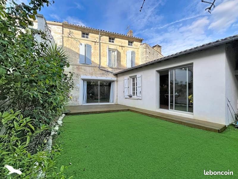 Maison 6 pièces 143 m² · à Matha · 143 m² · 250 275 €