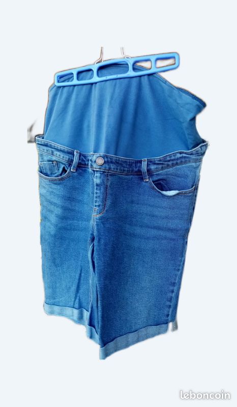 Short jeans de grossesse T 44 (image 1)