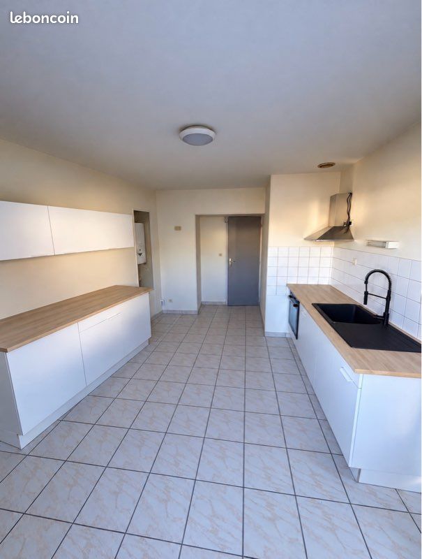 Maison 4 pièces 104 m² · à Secondigny · 104 m² · 720 €/mois