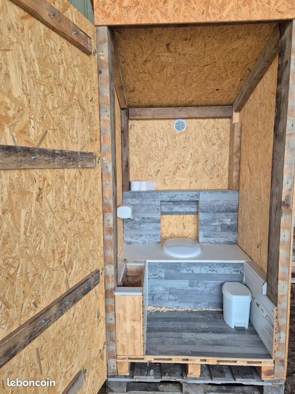 Toilettes sèches (image 2)