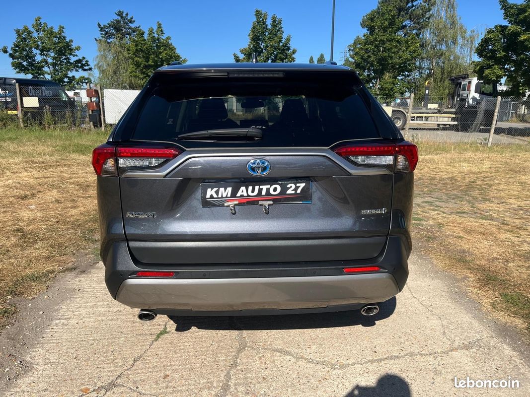 TOYOTA RAV4 HYBRIDE PRO MY23 218 ch 2WD Dynamic Business + Beyond Zero Academy TVA RECUPERABLE (image 13)