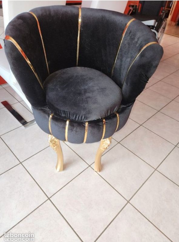 Chaises coquillage (image 3)