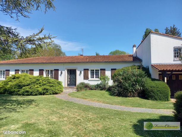 Maison 11 pièces 285 m²