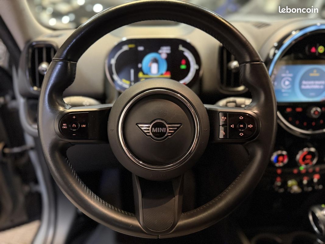 MINI COUNTRYMAN 1.5 Hybride 220 BVA F60 Cooper SE e-All4 Business DesigN - RÉVISÉ & GARANTIE 12 MO (image 8)