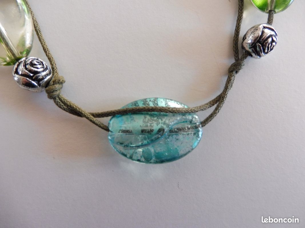 Collier fantaisie (image 4)