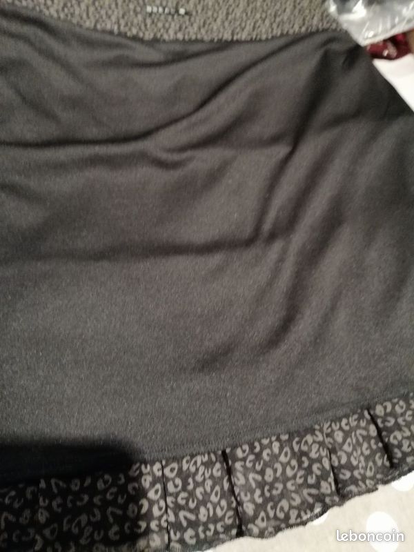 Jupes mi-longues Br?al 42 (L/XL, T4) (image 3)