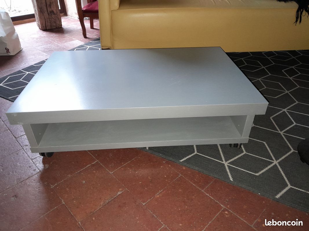 Table basse roulante (image 1)