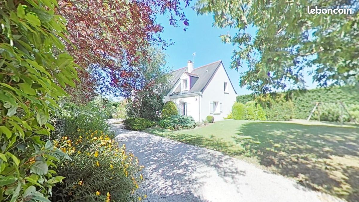 Maison 8 pièces 198 m² · à Joué-lès-Tours · 198 m² · 450 000 €