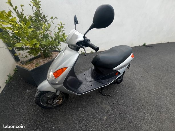 scooter-peugeot-vivacity-50-50-cm3-2008