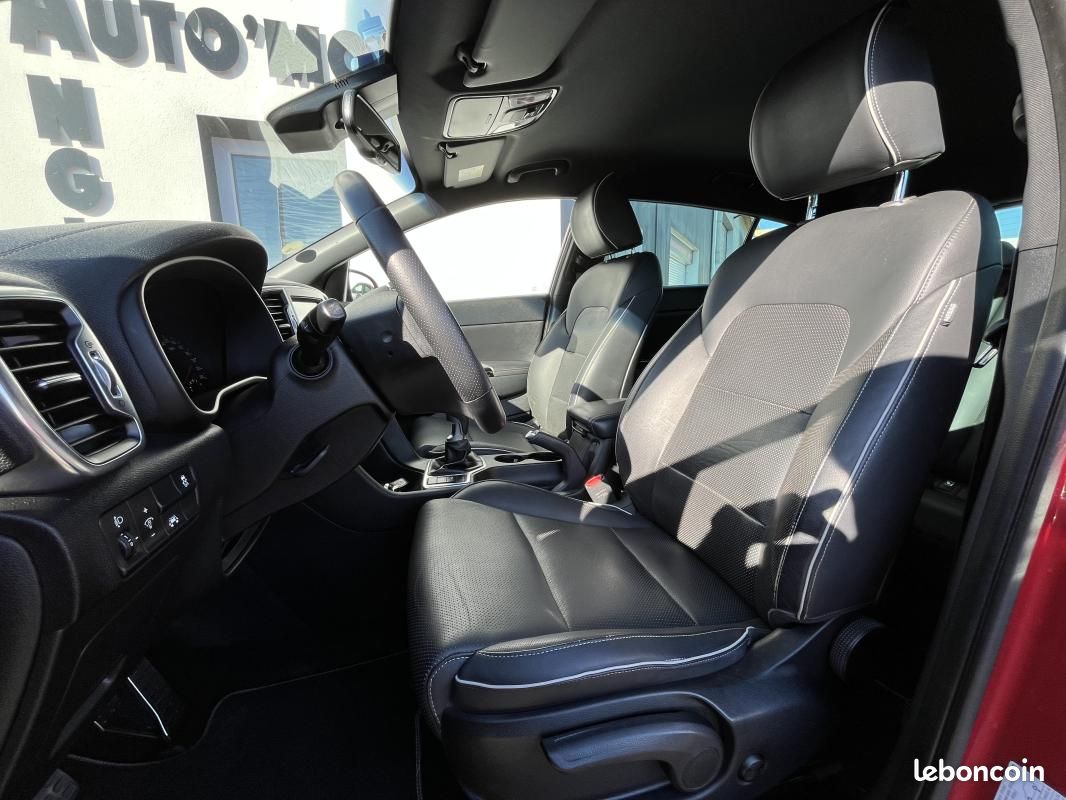 Kia Sportage 1.7 CRDi 115 CH 4X2 GT Line *CarPlay/Caméra de recul (image 9)