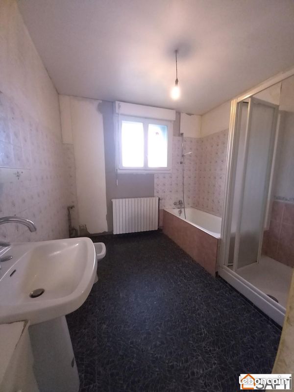 Maison 6 pièces 118 m² - Bressuire 79300 (image principale 11)